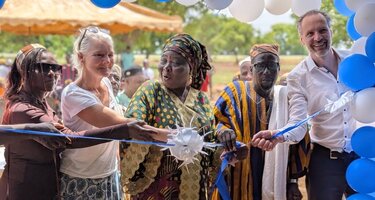 © GIZ / Mary Bonsu Opening_ribbon.jpg