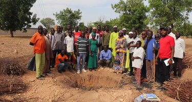 GIZ/Constantino Nguivoum Group_Picture_Biochar.JPG